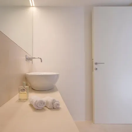 Michela-belvedere Sleeps 12 With Pool Air Con And Wifi