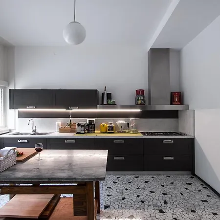 Michela-belvedere Sleeps 12 With Pool Air Con And Wifi *